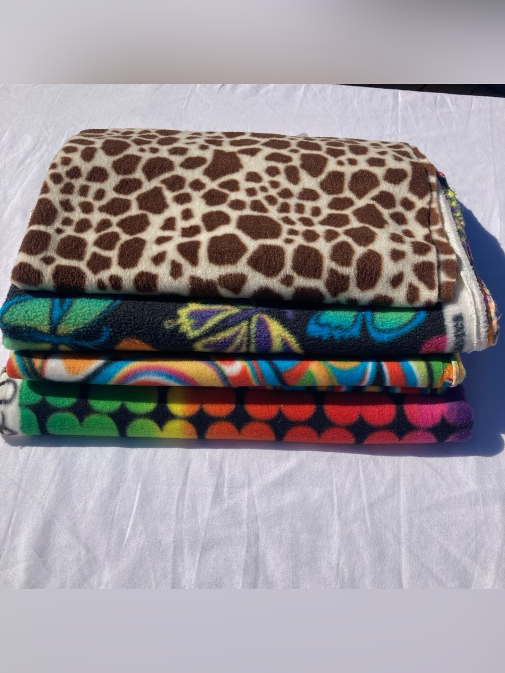 Lot Of Snuggie Fleece Fabrics 1/2 - 3/8 Yd Remnants